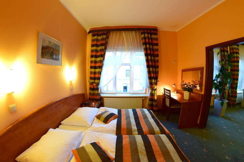 Hotel Panorama Nowy Sącz Exterior foto
